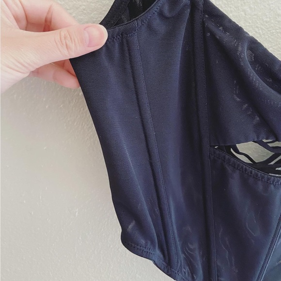 NWT Urban Outfitters Lace Up Back Crop Corset Top - Picture 6 of 9